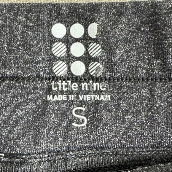 Title Nine Golf Skirt grey/black - Picture 7 of 10
